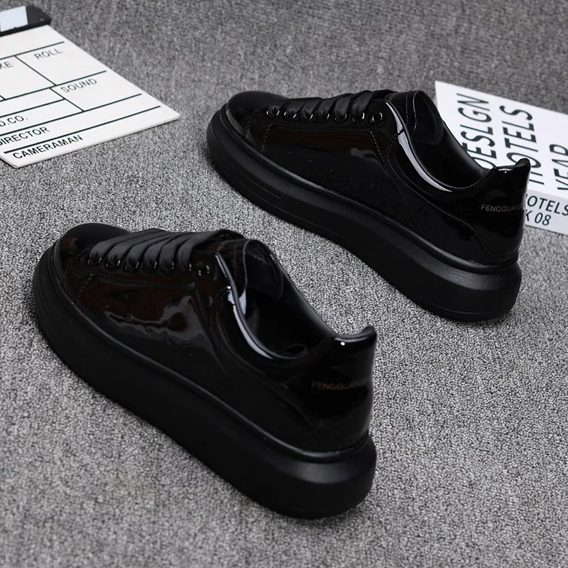 أحذية كاجوال بيضاء مطلية باللا - مراجعة Men Shoes Casual وسعره
